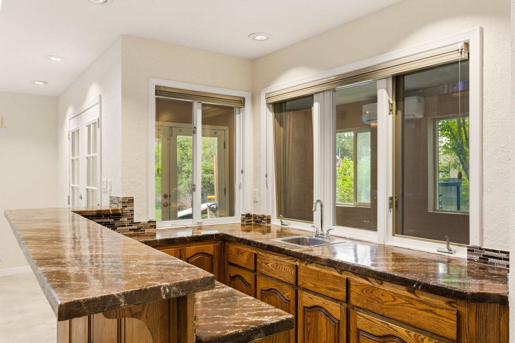 Building Photo - 9706 Tanoan Dr NE