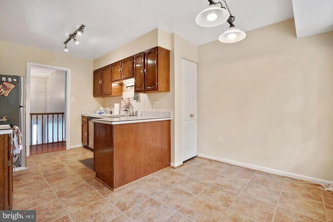 Building Photo - 7620 Maritime Ln