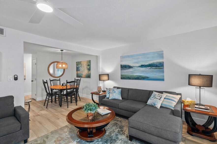 Building Photo - 3715 42nd Way S