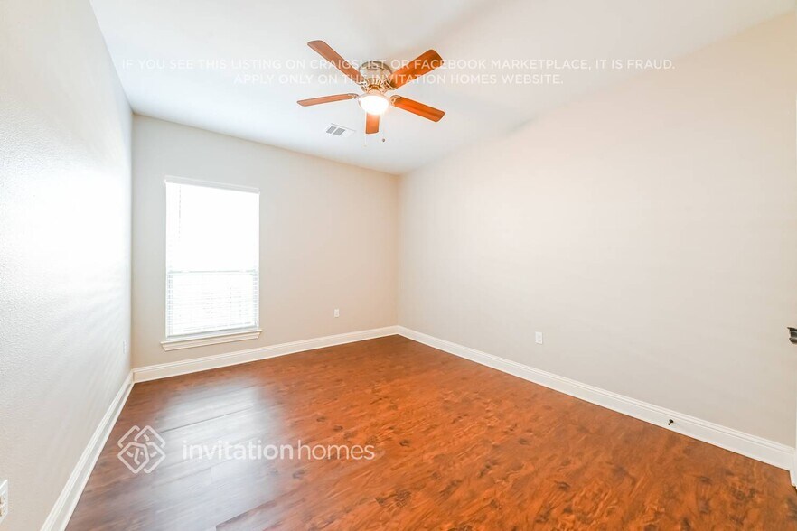 Building Photo - 433 Arrowhead