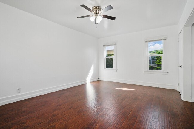 Interior Photo - 3312 E 2nd Street