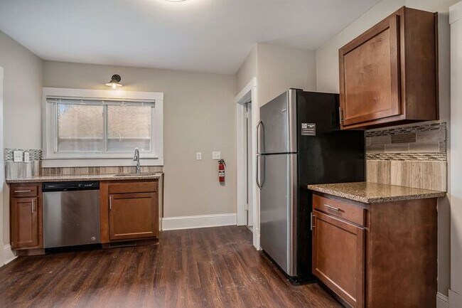 Building Photo - Fantastic, large remodeled 3-bed/1-bath ranch, unfinished basement & partially enclosed yard