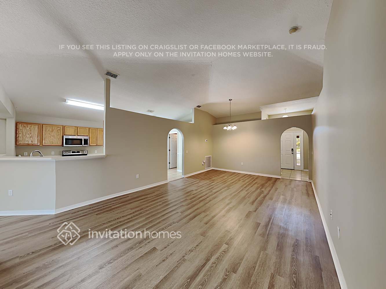 Building Photo - 5241 Silver Thistle Ln