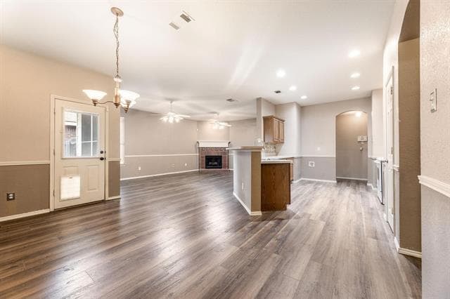 Building Photo - 8832 Stirrup Way