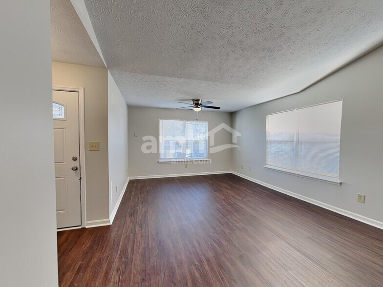 Building Photo - 1354 Millridge Dr