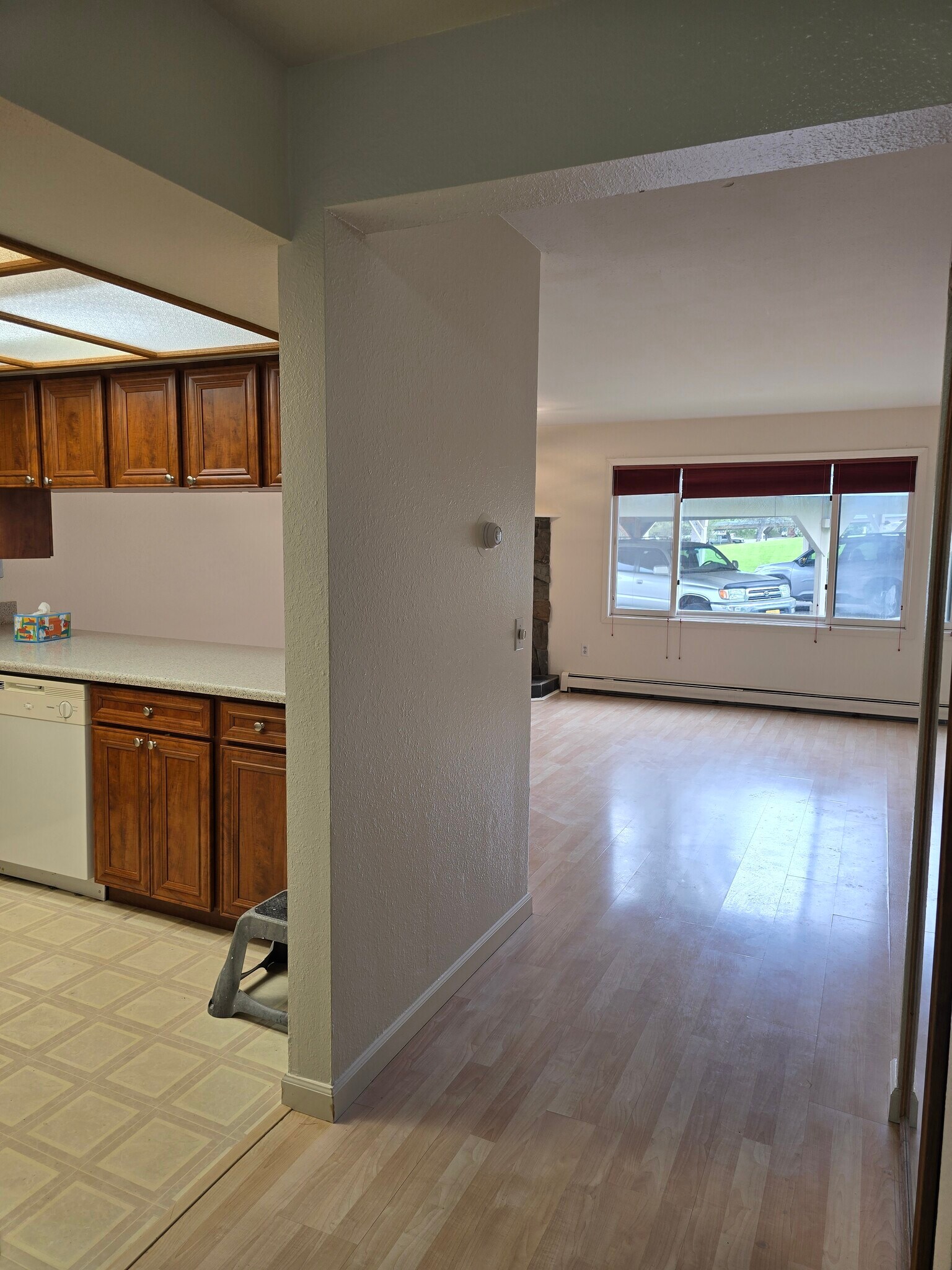 Building Photo - 355 Donna Dr