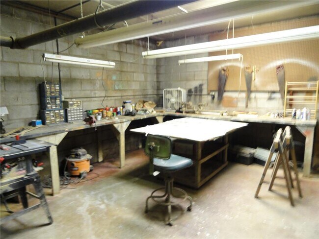 Building Photo - 2800 Hamline Ave N