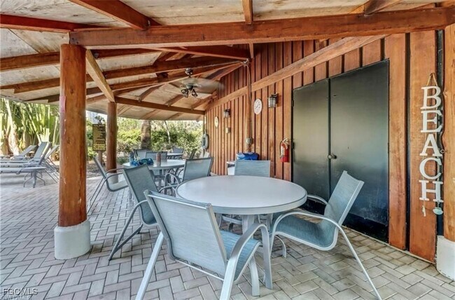 Building Photo - 1300 Gulf Shore Blvd N