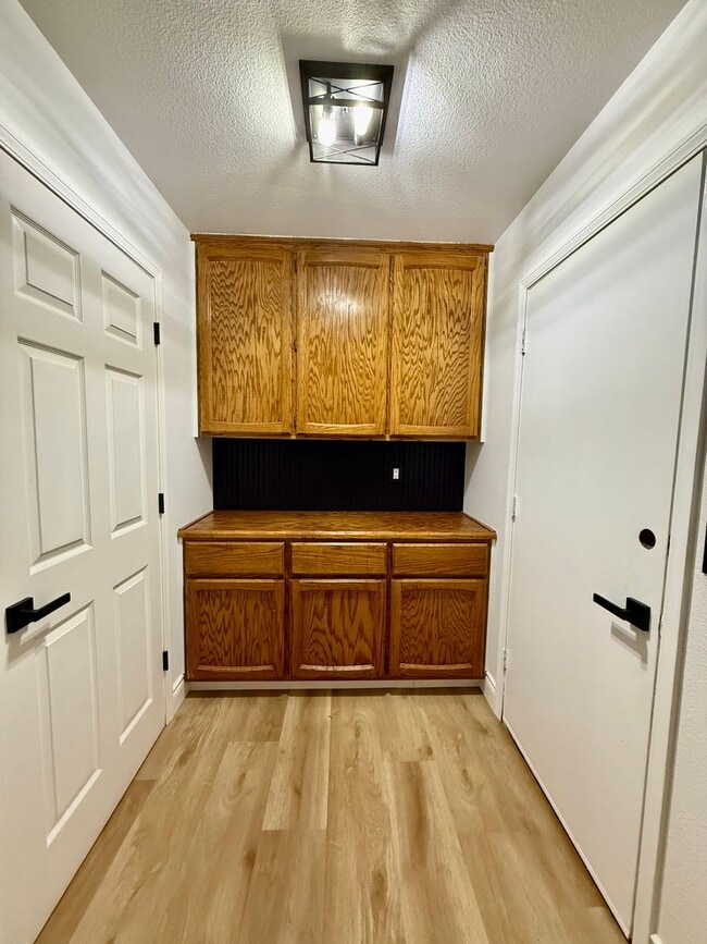 Building Photo - Don’t Miss This Beautiful 3-Bedroom + Office Gated Home!