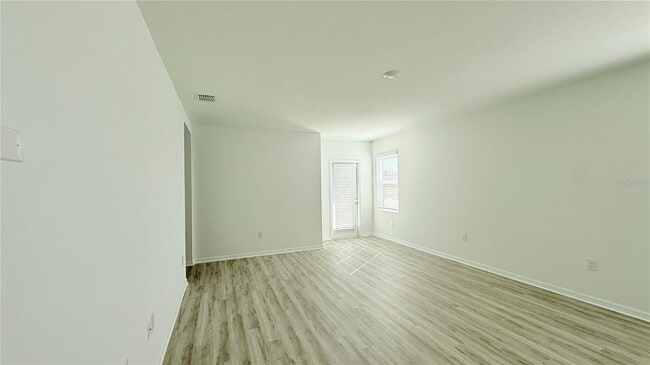 Building Photo - 2986 Waterlily Wy