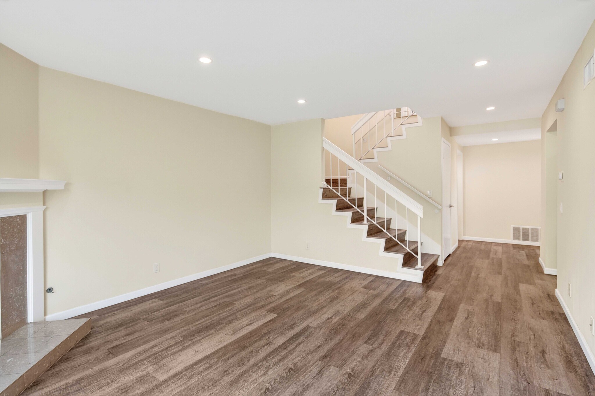 Building Photo - 19539 Shadow Springs Way