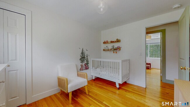 Building Photo - 444 Highland St