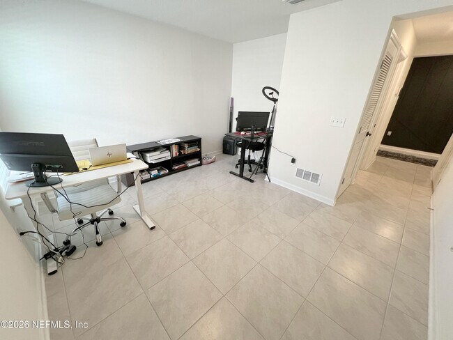 Building Photo - 7223 Hawkes Bnd St