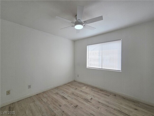 Building Photo - 2972 Juniper Hills Blvd