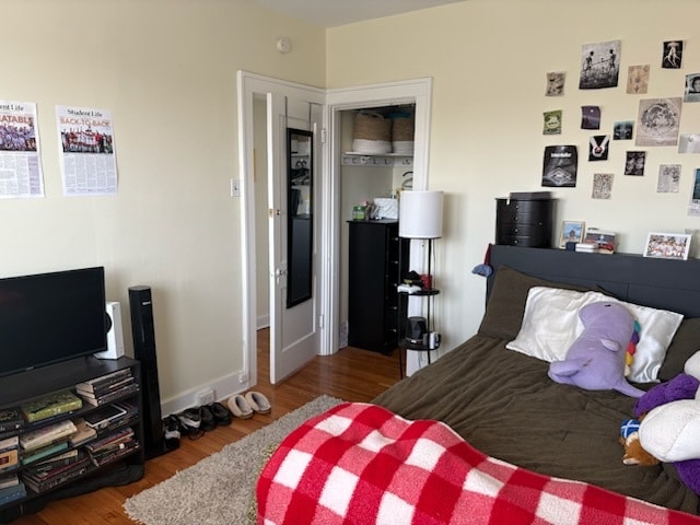 Bedroom 1 - 7012 Forsyth Blvd