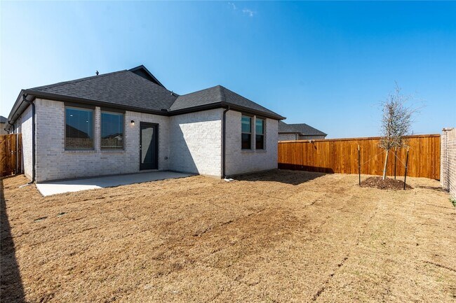 Building Photo - 712 Melody Hl Dr