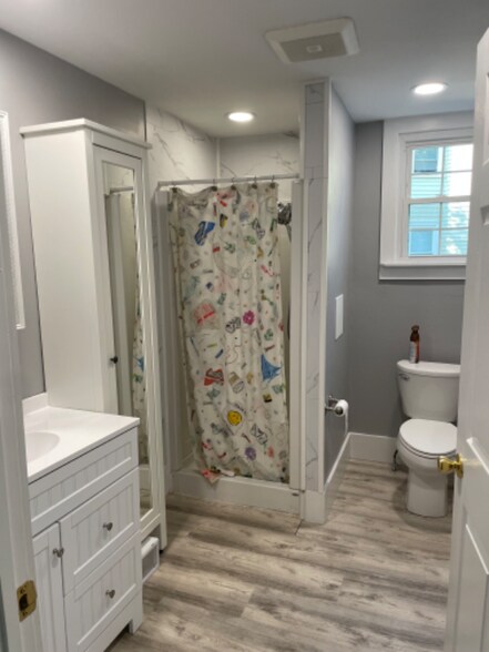 Building Photo - 15 Radcliffe Ave