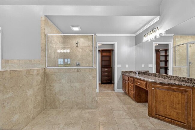 Building Photo - 4537 Grandview Pkwy