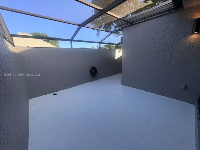 Building Photo - 11279 NW 15th Ct