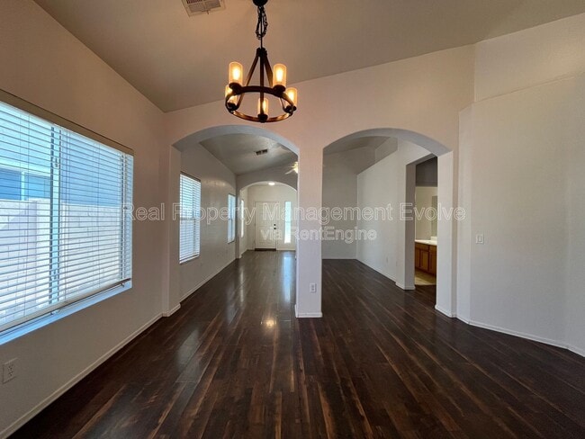 Building Photo - 13444 W Rhine Ln