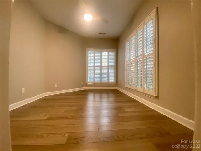 Building Photo - 920 Jetton St