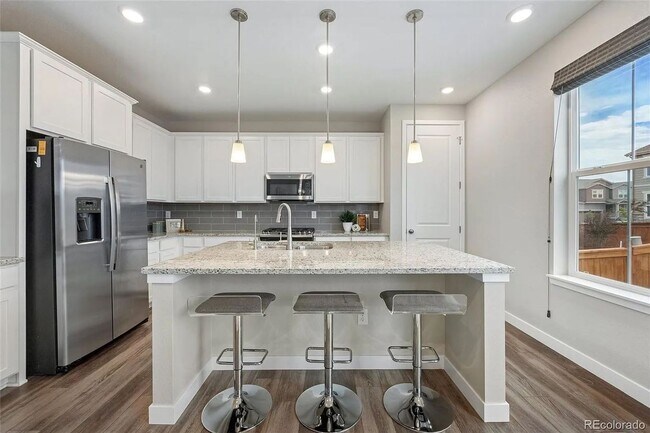 Building Photo - Brand New Next Gen Home in Beautiful Erie!