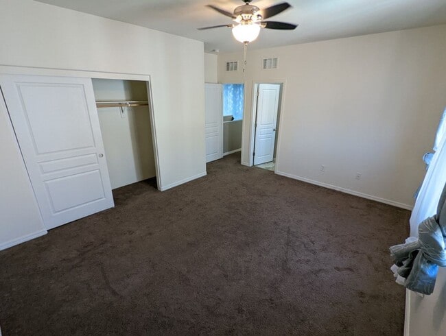 Building Photo - 11048 Prairie Grove Rd