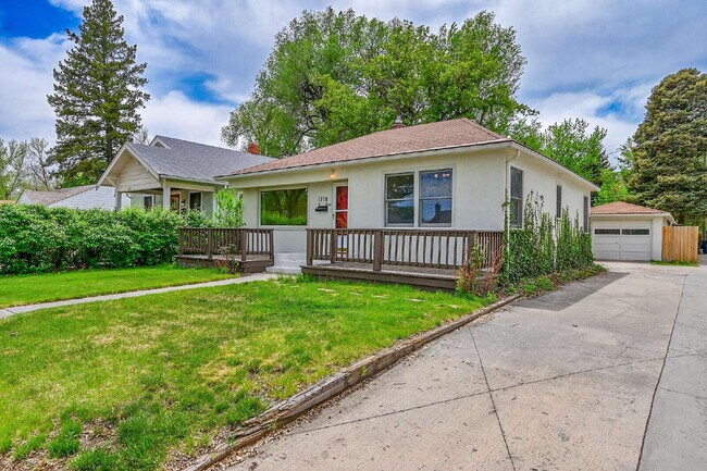 Building Photo - $2,300.00 - 2 Beds, 1 Bath, Single Family ...