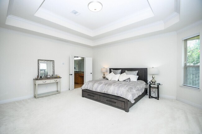 Building Photo - 28426 Rolling Ridge Dr
