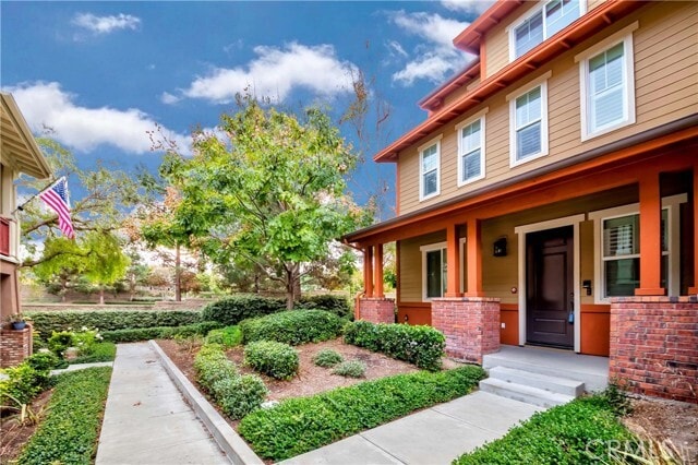 Building Photo - 15 Flyers Ln