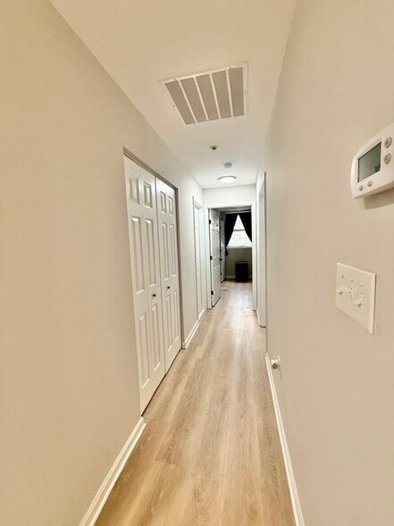 Building Photo - 300 Juneberry Way