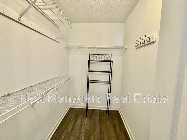 Building Photo - 9616 Gooden Dr