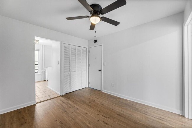 Building Photo - 258 9th St