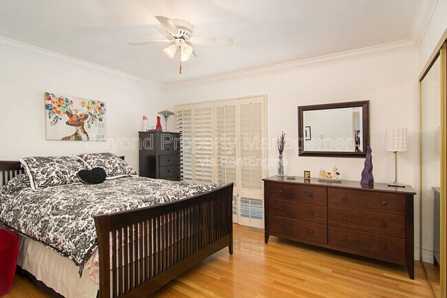 Building Photo - 8326 Via Sonoma