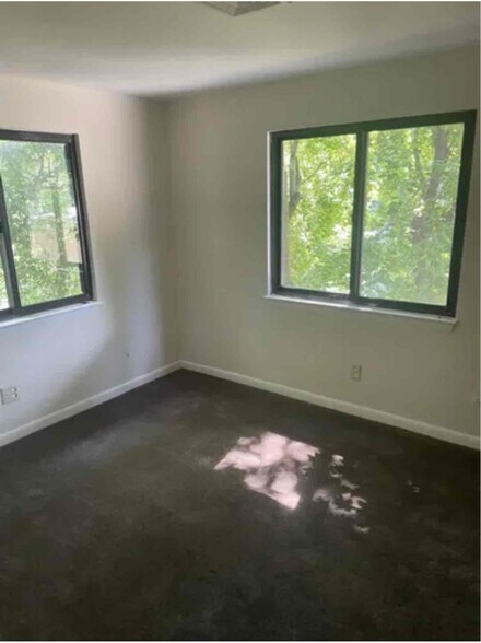 Building Photo - 44 Alsada Dr