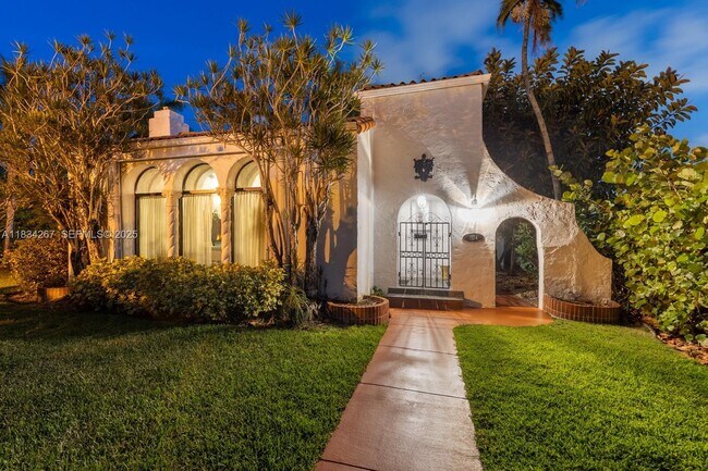 Building Photo - 1134 Harrison St