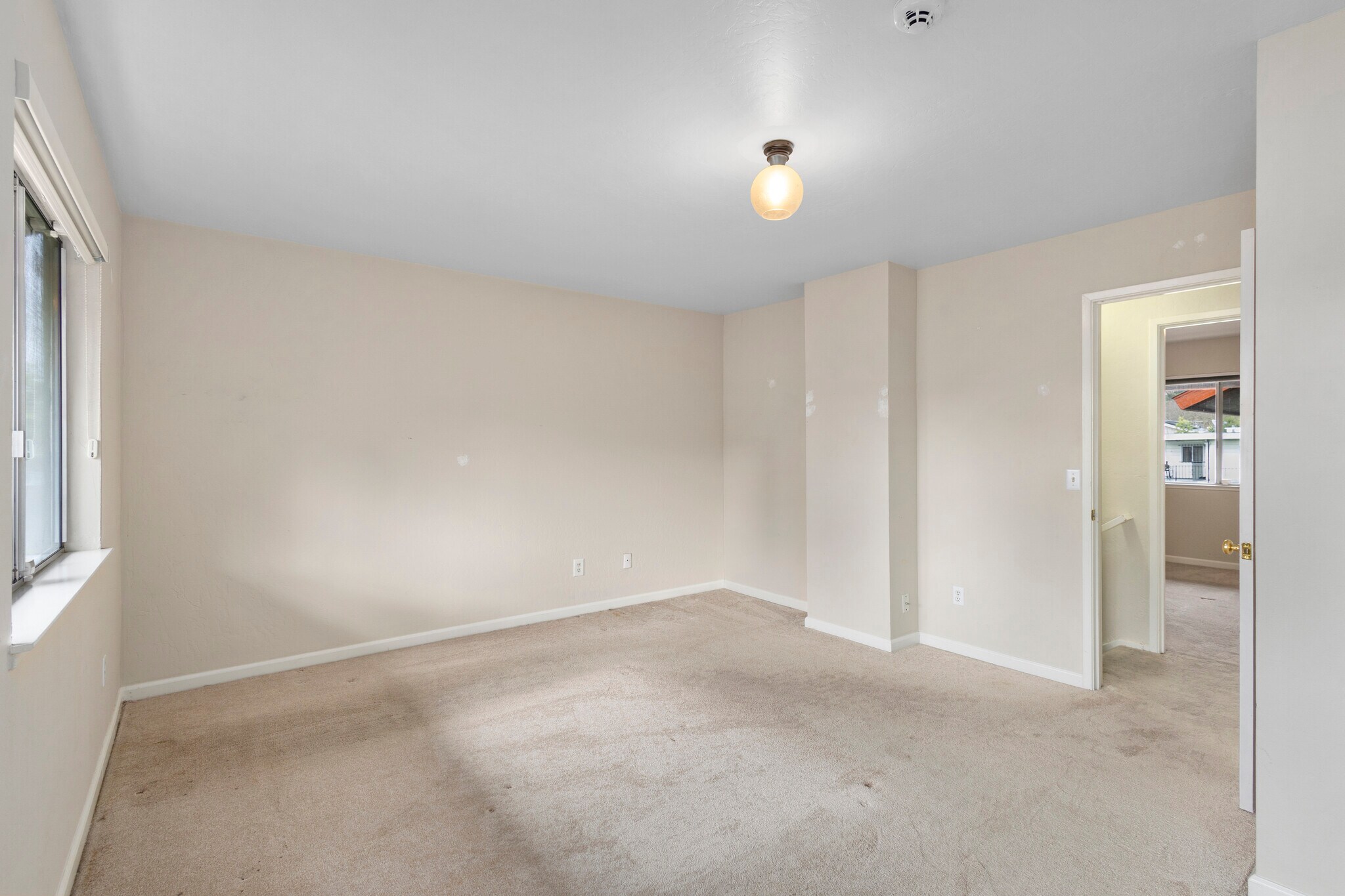 Building Photo - 3858 Maybelle Ave