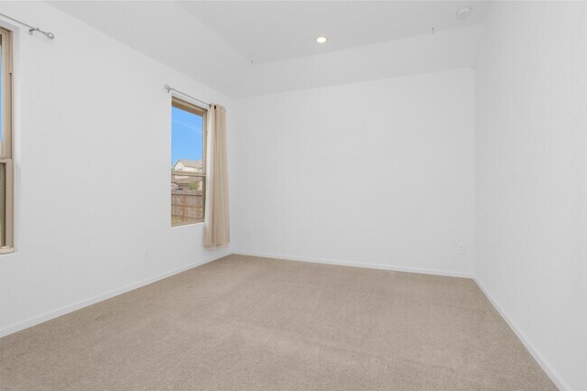 Building Photo - 15619 Rising Wren Ct