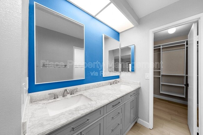 Building Photo - 6863 Caminito Mundo