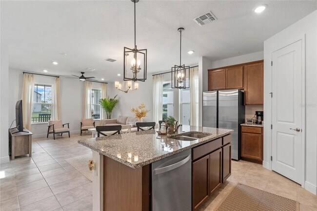 Building Photo - 12097 Bracco St