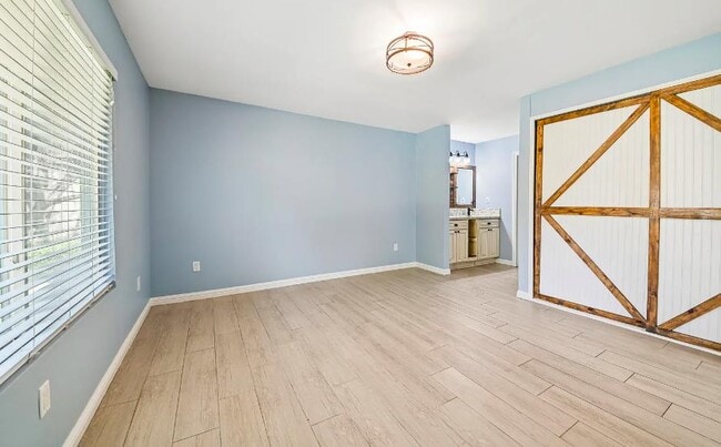 Building Photo - 1722 Aspen Village Way