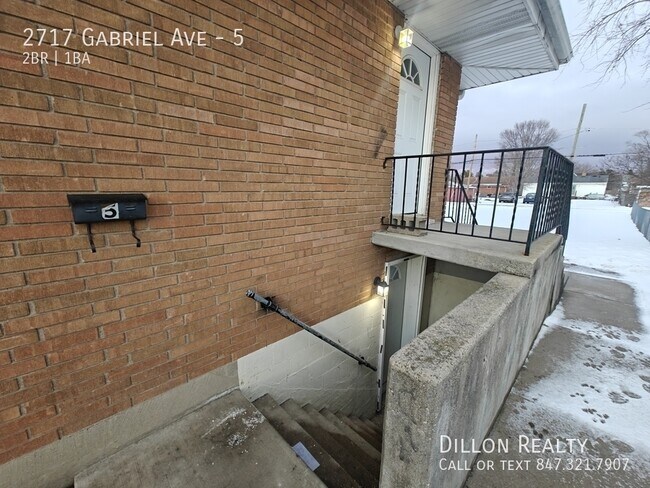 Building Photo - 2717 Gabriel Ave