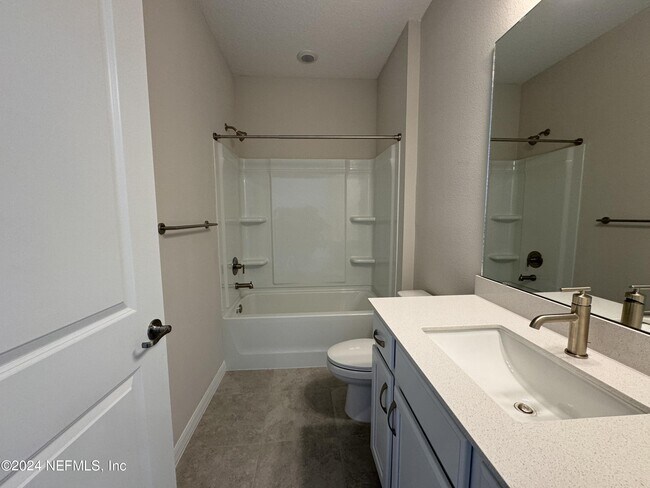Building Photo - 938 Rooster Holw Way