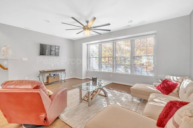 Building Photo - 4951 Old Main St