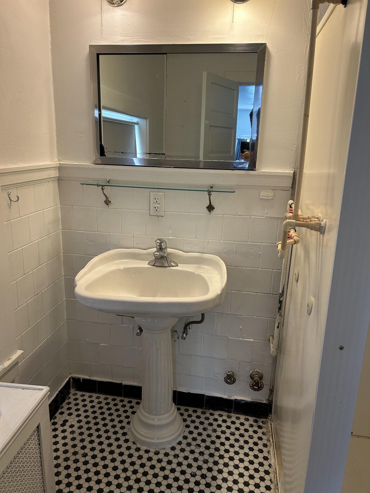 Building Photo - 3501 N Charles St