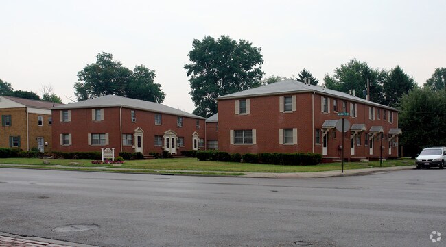 Primary Photo - Market Townhouses