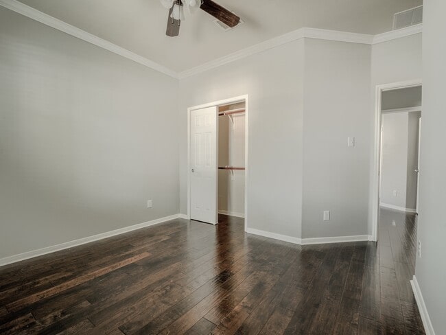 Building Photo - 24531 Via Salerno Ct