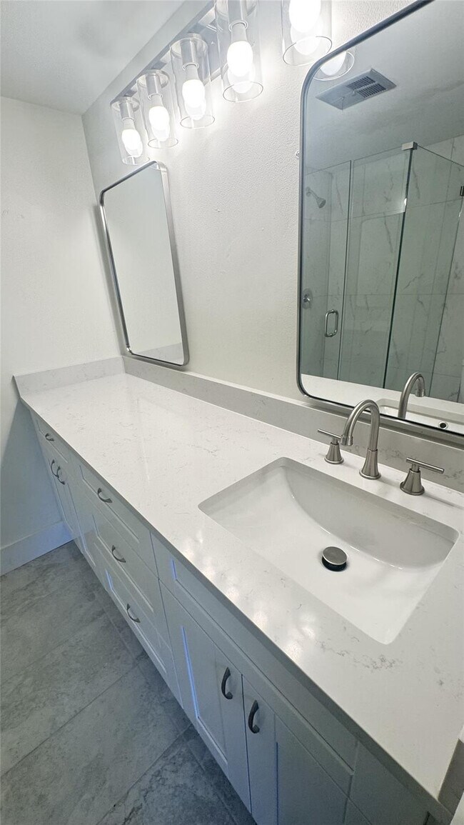 Building Photo - 6300 NW 62nd St