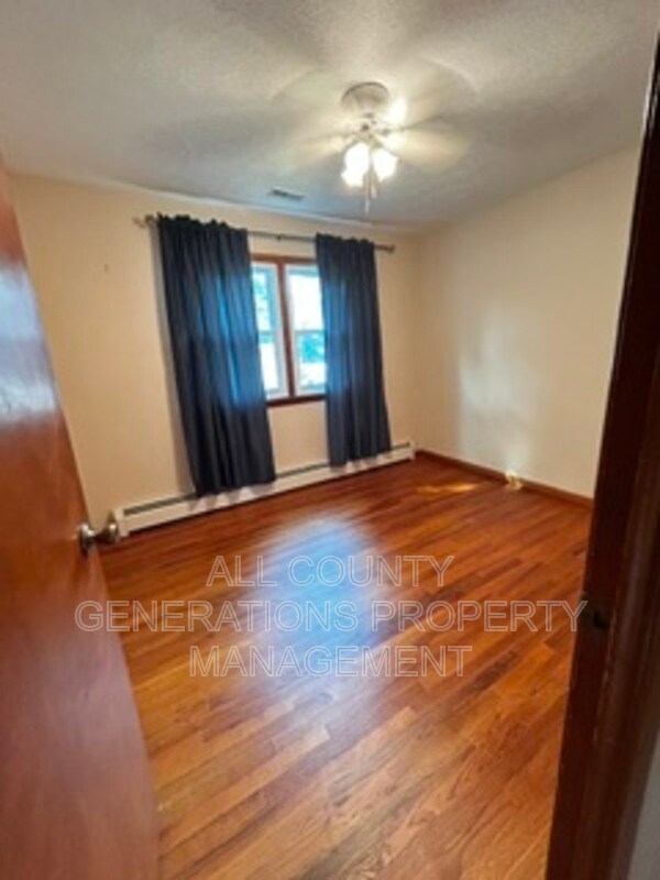 Building Photo - 2281 Weymouth Rd