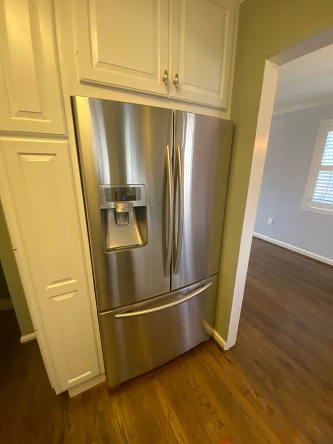 Building Photo - 22 Mt Vernon Ave